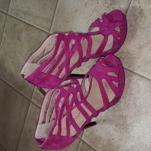 Just Fab Fushia heels